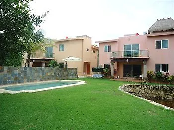Villas Picalu B And B Boutique Riviera Maya 2*,